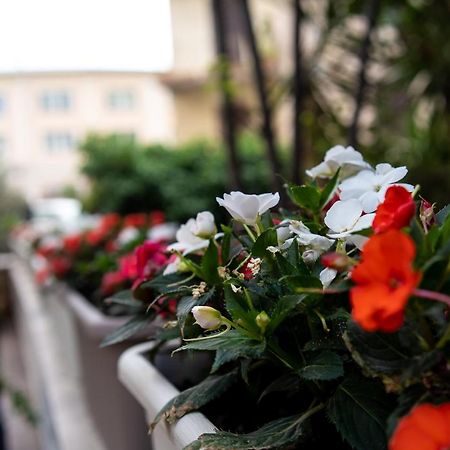 Luxury Cecilia Via Antonio Del Re 9 Tivoli Hotel Exterior photo