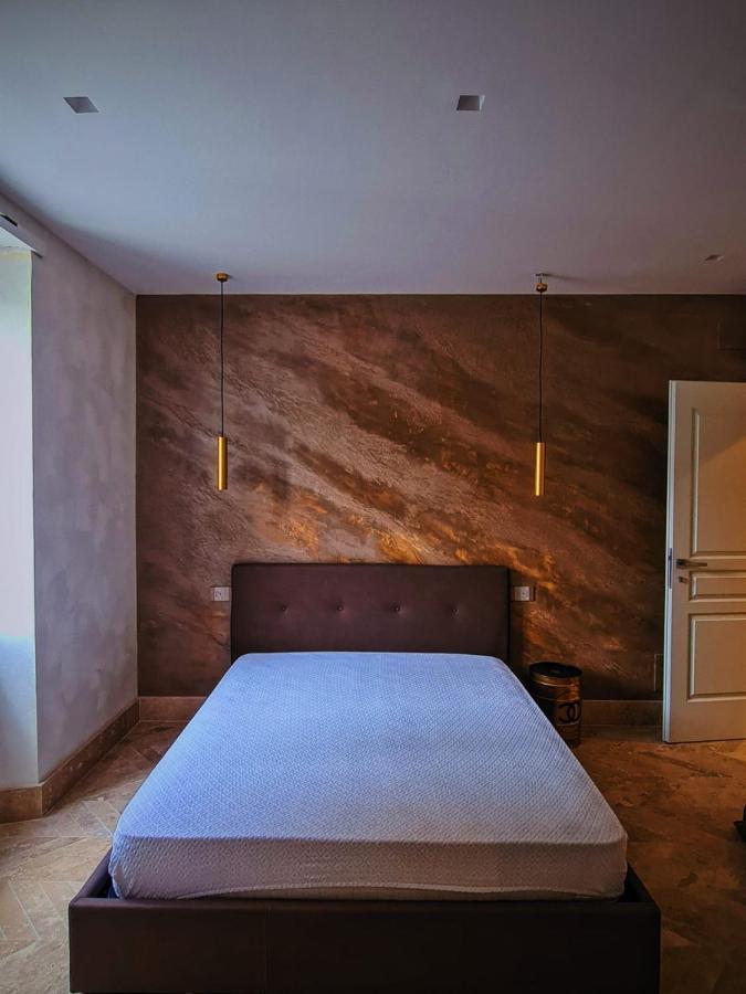 Luxury Cecilia Via Antonio Del Re 9 Tivoli Hotel Exterior photo